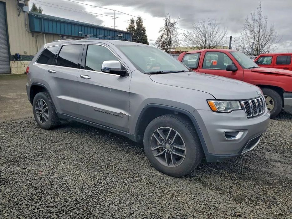 Jeep Grand Cherokee AUTO Z USA! Mały przebieg, sprawdzona historia w drodze do PL
