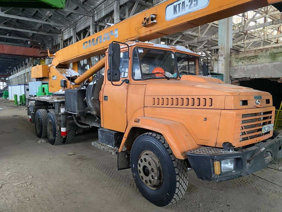 Послуги автокрана 25 тонн