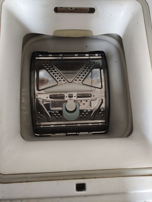 Продам бу пральну машину