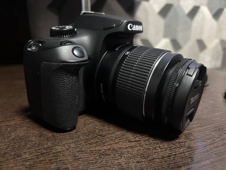 Фотоаппарат Canon, камера