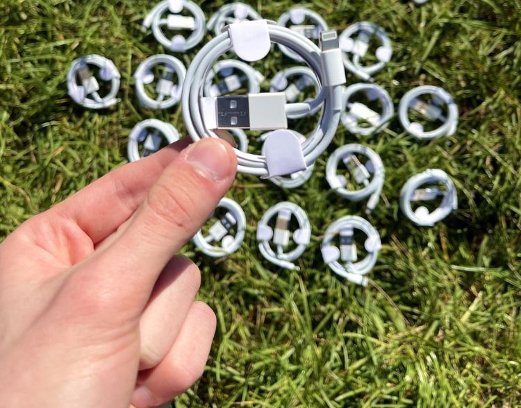 Продам! Кабель для зарядки айфона