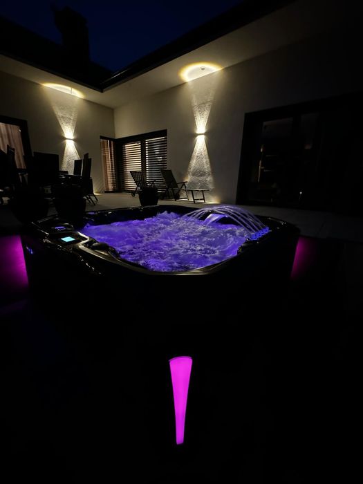 jacuzzi ogrodowe Barcelona 2026 Platinum Spas