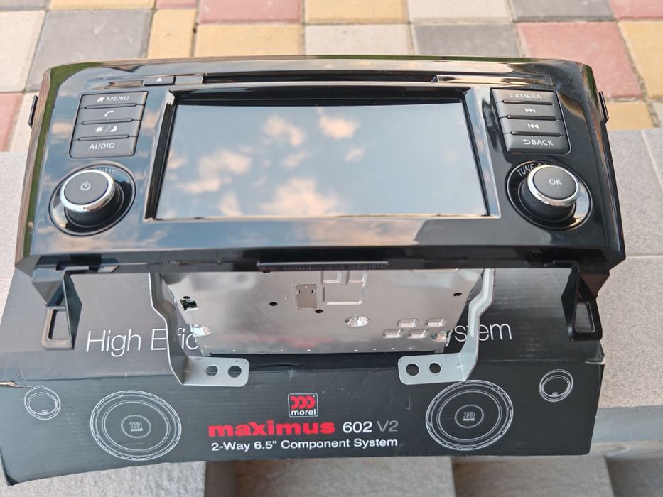 Оригінальна магнітола Nissan Rogue 2019 та динаміки