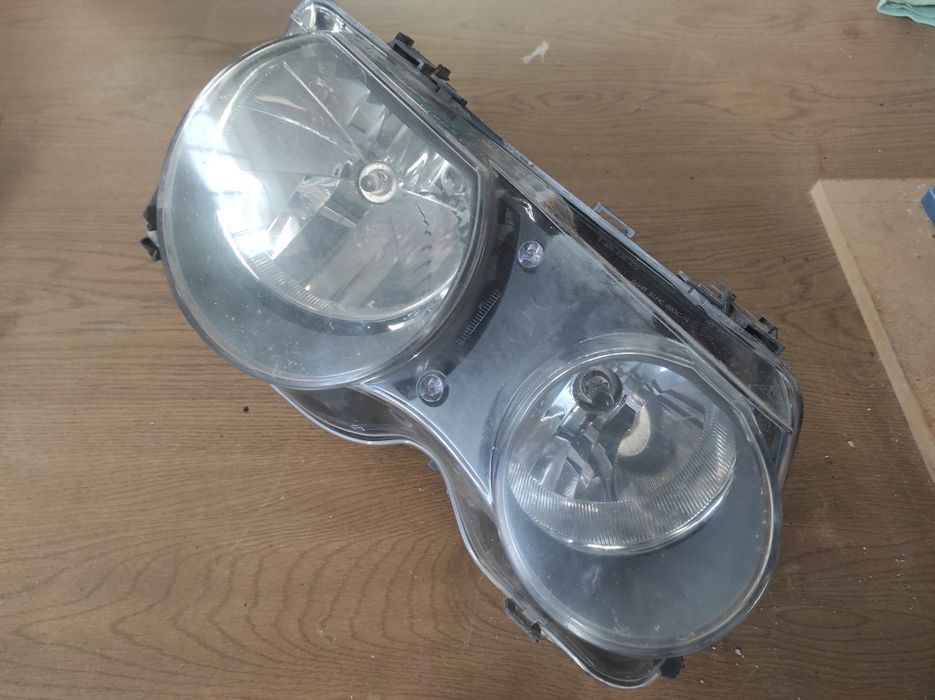 (RHD) Farol DRT (passageiro) BMW E46 320D compact