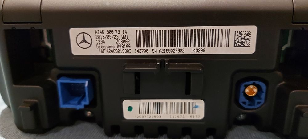 Mercedes Ecrã LCD 7" Classe A, B, CLA e GLA