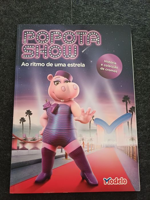 Livro da Popota com cromos completa
