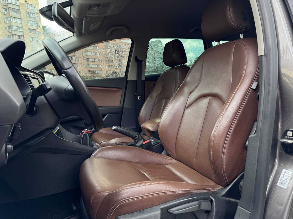 Seat Leon 2014 року 1.6 Дизель МКПП