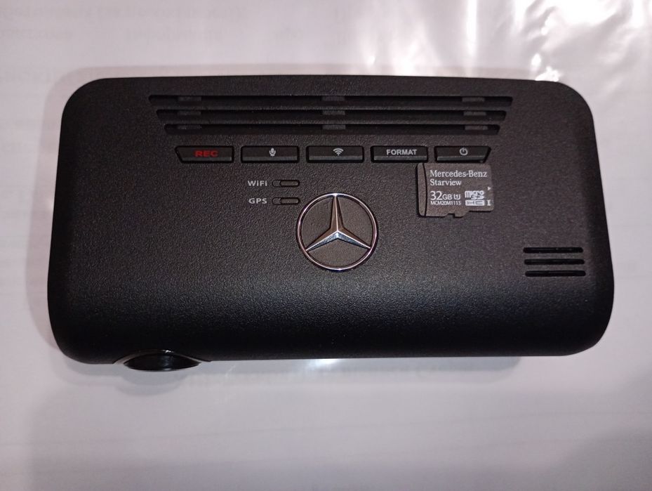 Відеореєстратор Mercedes Benz
