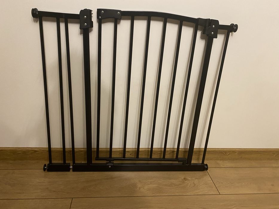 Bramka barierka rozporowa zabezpieczająca czarna