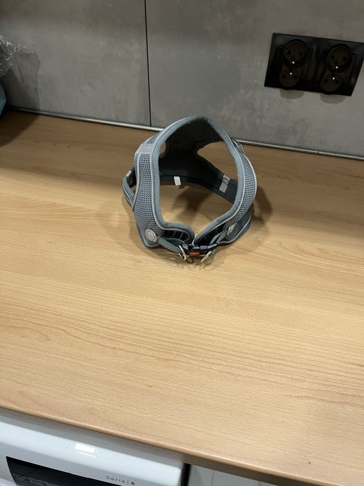 Spprzedam 2 pary szelkek dla pieska ten sam rozmiar