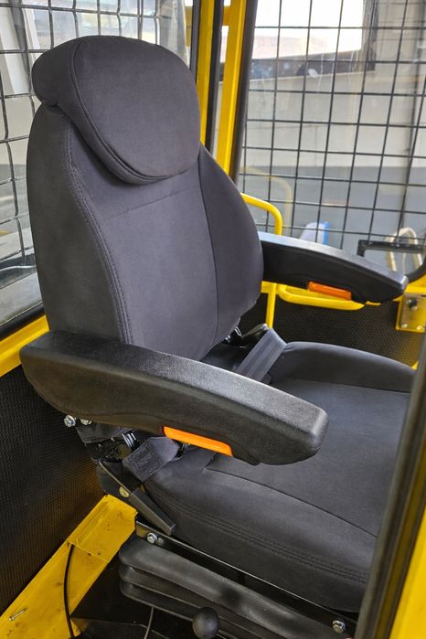 Fotel siedzenie pneumatyczne do Lkt 81 Turbo Standard  ciągnik leśny