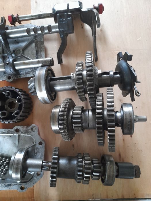 Трансмісія мотоблока МТЗ-05 по запчастинах шестерні диференціал