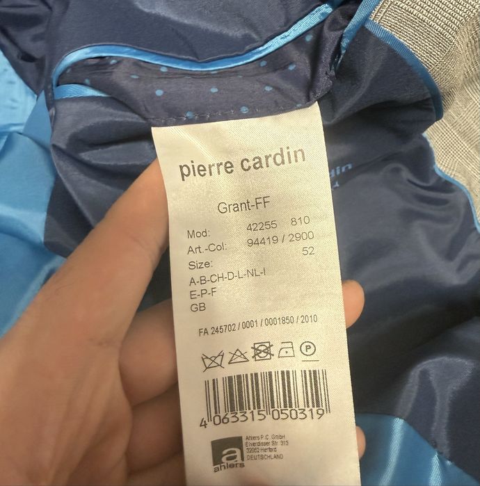 Костюм Pierre Cardin
