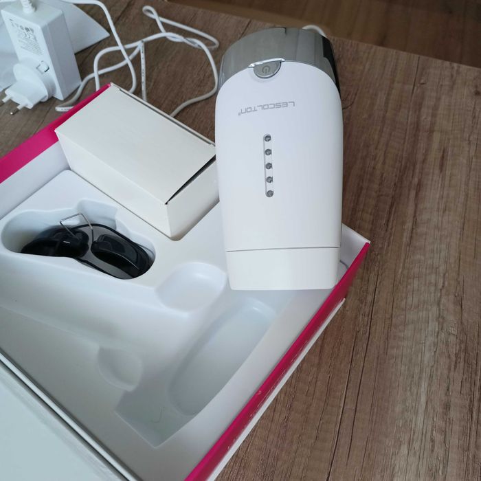 depilator laserowy LESCOLTON