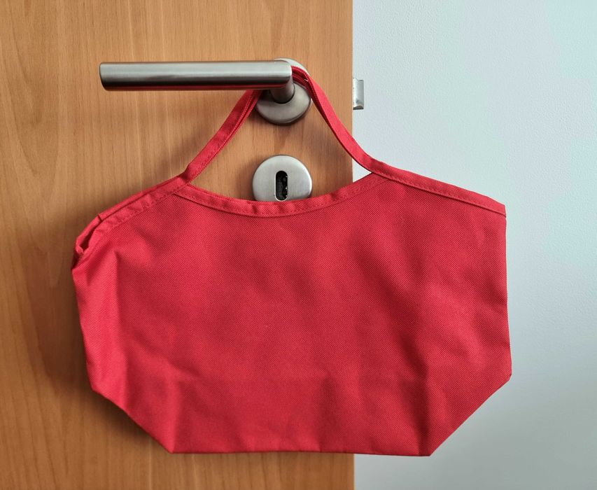 Saco/ bolsa pequena vermelha