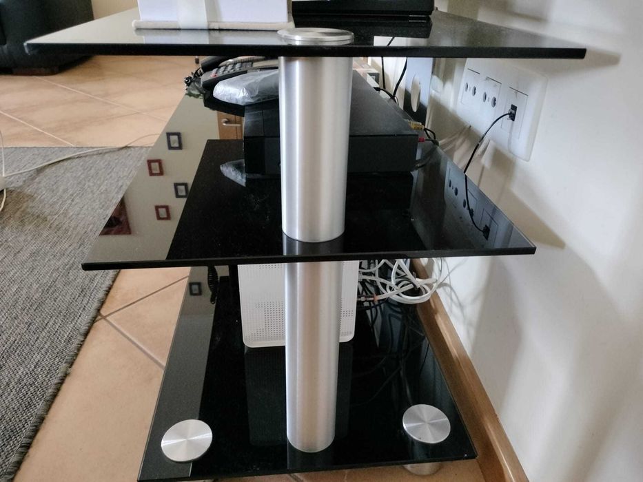 Móvel para TV - 3 prateleiras vidro temperado