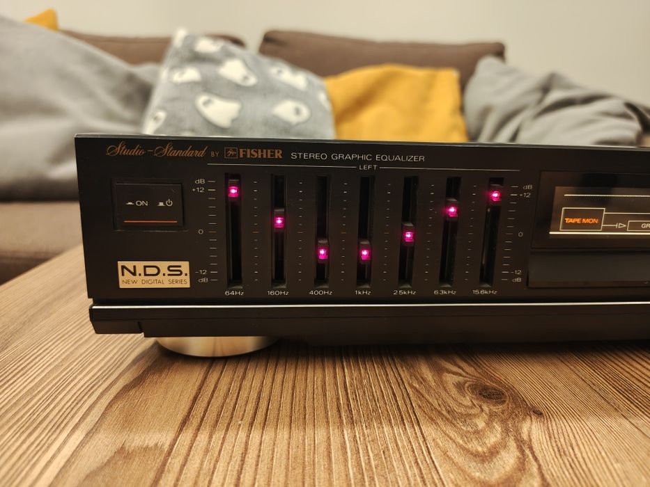 Korektor graficzny Fisher EQ-914