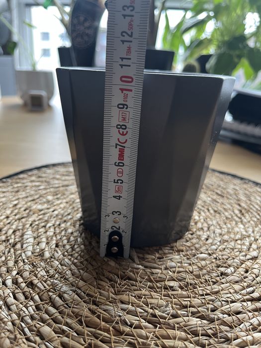 7 sztuk Oslonki/Doniczki 10,5 cm