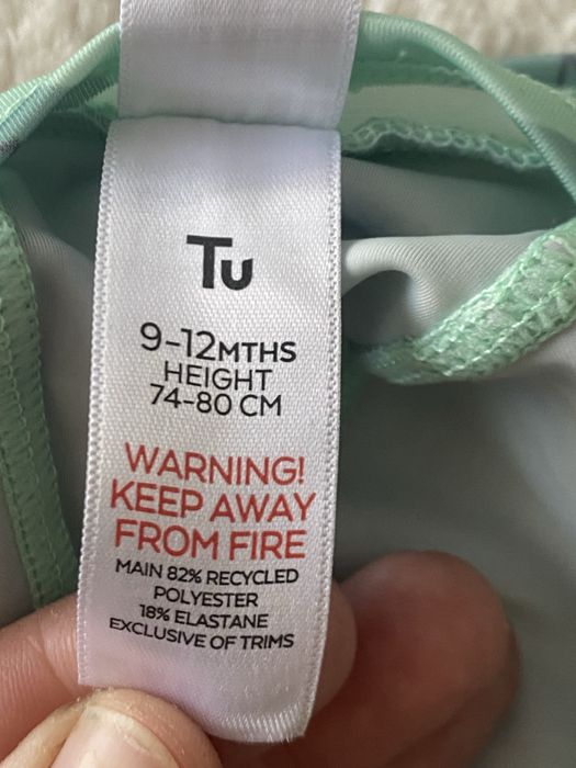 Czapeczka nad wode TU 9-12 mc.