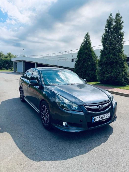 Subaru Legacy полная комплектация газ Е-4