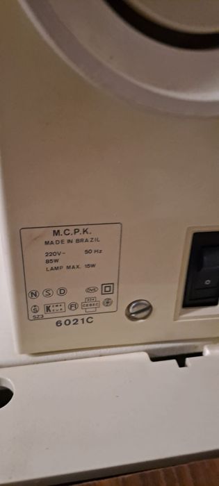 Máquina de costurar Singer