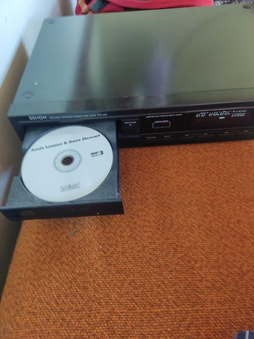 Теміново .Програвач Cd  дисків Denon DCD-600 CD Player Compact Disc