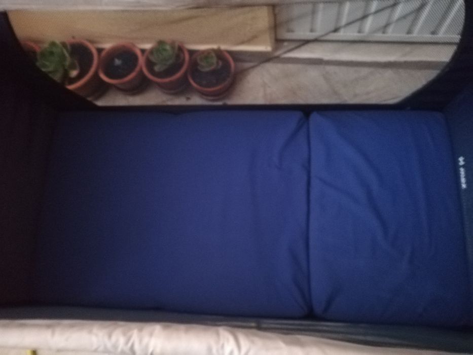 Cama berçário da Pré-natal desmontável.
