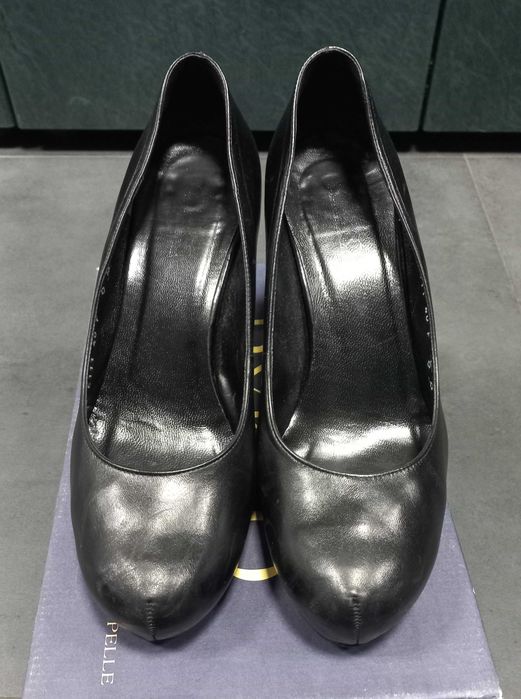 Czarne skórzane czółenka rozmiar 40, RYŁKO