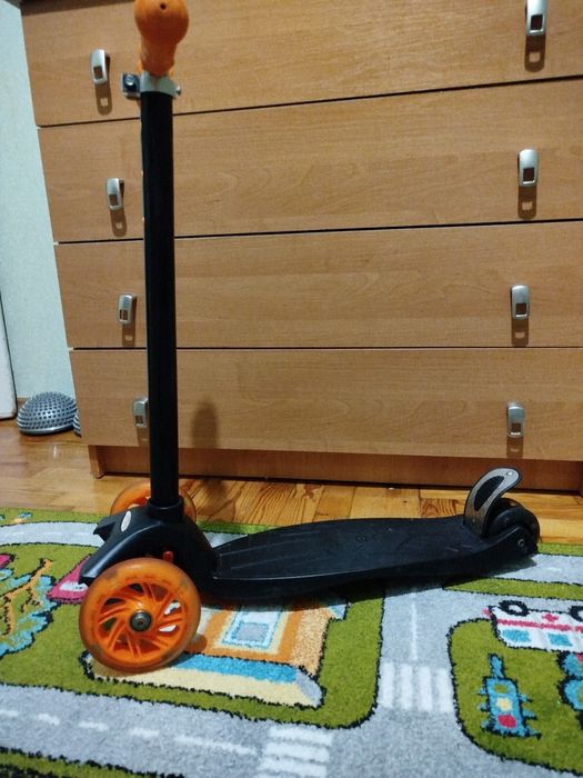 Продам самокат дитячий