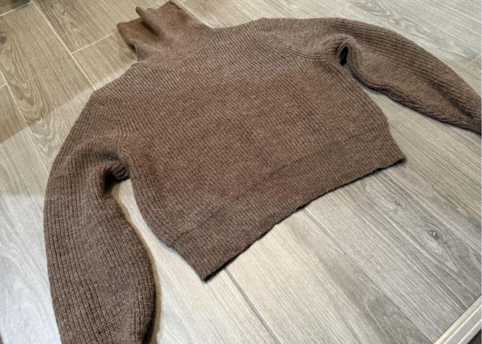 Светр жіночий шоколадний розмір  L