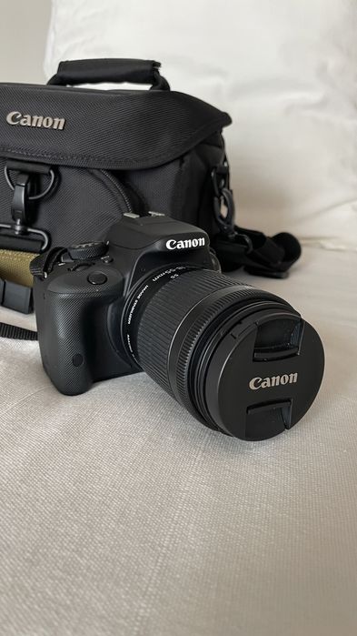 Câmara Fotográfica Canon EOS 100D + Objectiva EFS 18-55mm