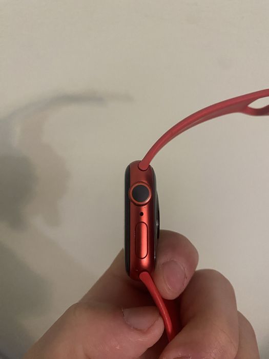 Apple Watch Series 6, 40 мм (червоний)