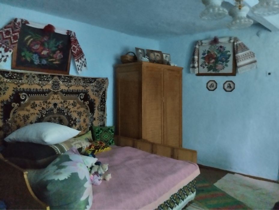Продається затишний будинок в с.Спас ..