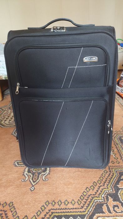 Чемодан валіза середня