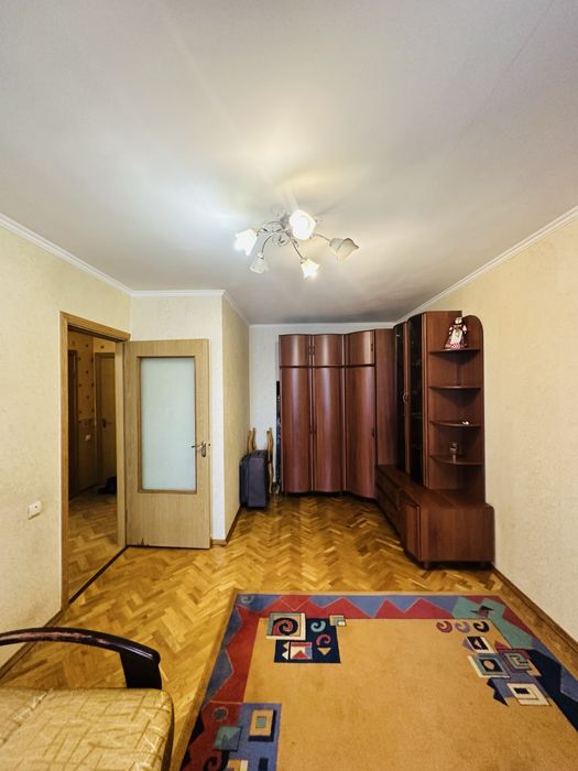 Здається однокімнатна квартира біля метро Святошин