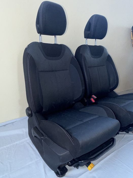Conjunto completo de bancos CITROËN C4 5 lugares