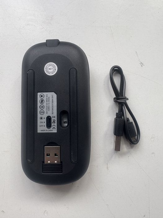 Rato sem fio recarregável preto