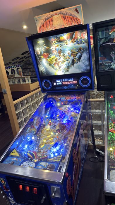 Flippers White Water