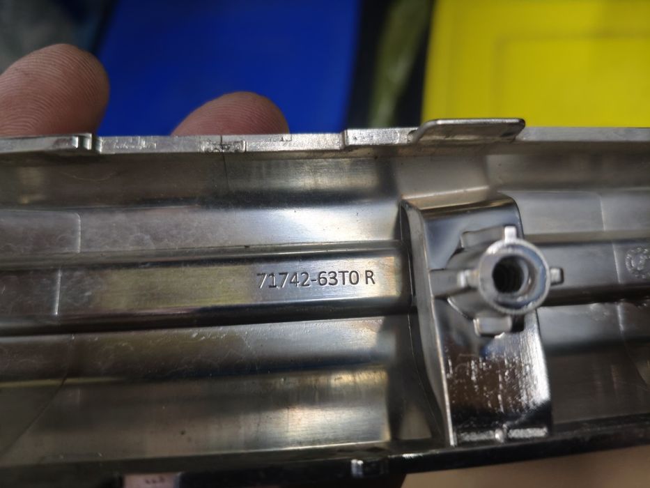 ずみ Listwa Chrom suzuki s-cross Skoczów • OLX.pl