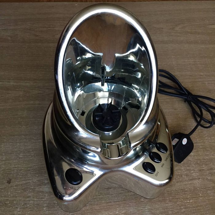 Kenwood Smoothie Maker SB200• Блендер • Шейкер •Смузі-мейкер •Без чаші