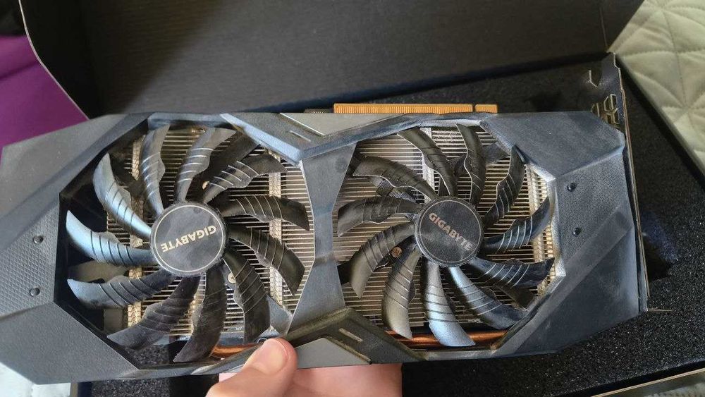 Відеокарта GIGABYTE RTX 2060 SUPER 8GB