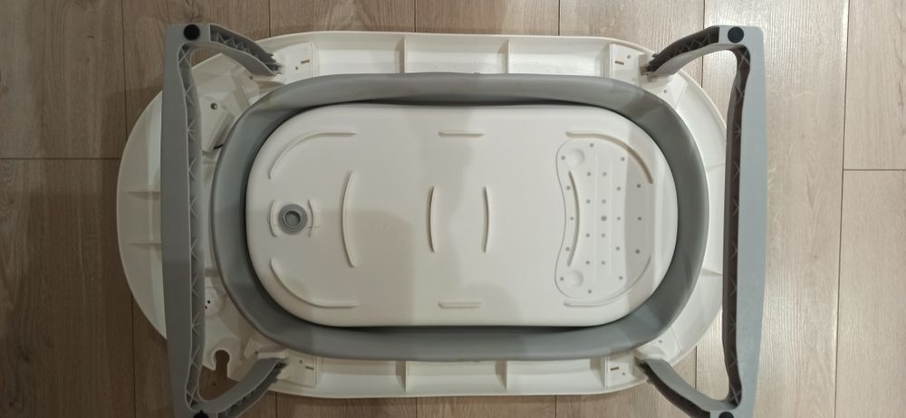 Wanienka ze stelażem