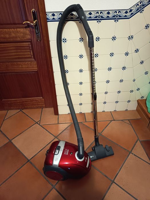 Aspirador LG c/saco
