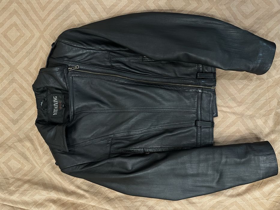 Шкіряна  жіноча косуха  (Б/у)