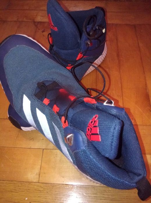 Adidas forta trail mid