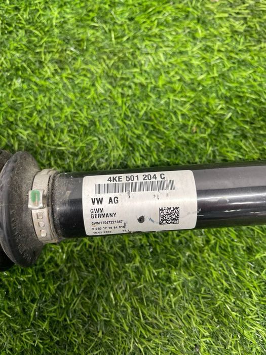 AUDI E-TRON піввісь