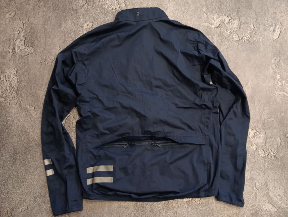 Велосипедная куртка Triban RC500 Rainproof jacket.