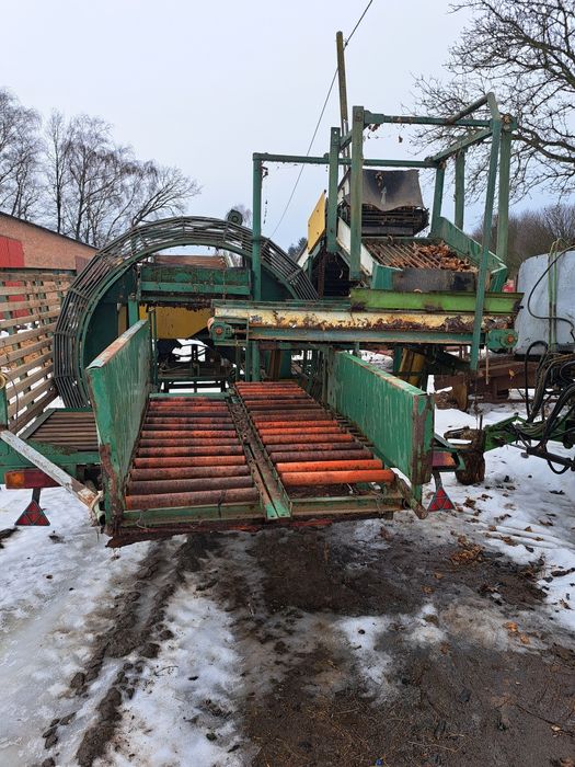 Kombajn do cebuli, zbieraczka, ogławiarka