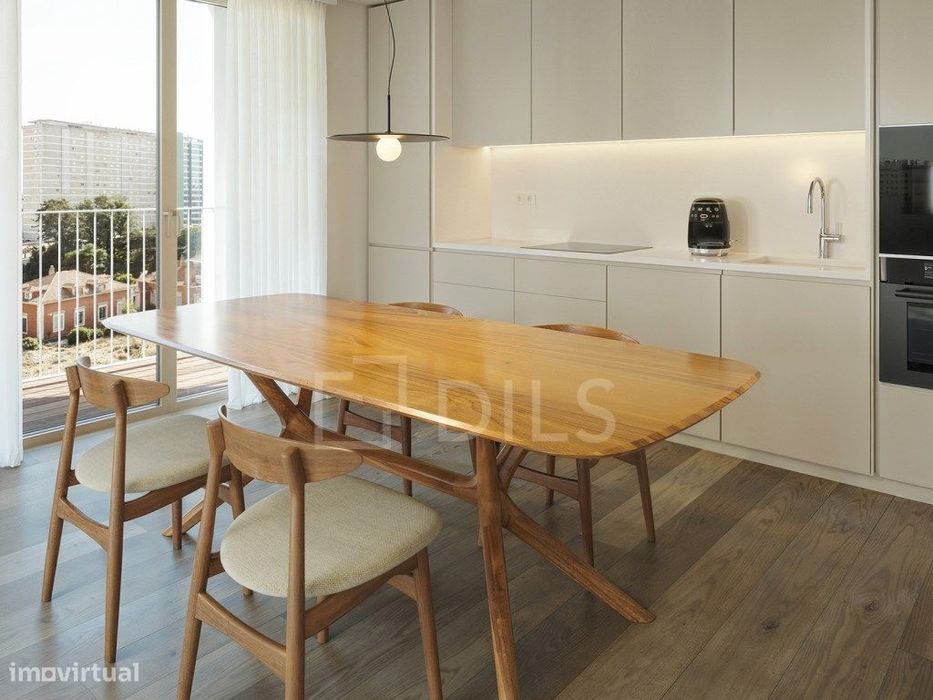 Apartamento T0 com varanda no novo empreendimento no campo Grande