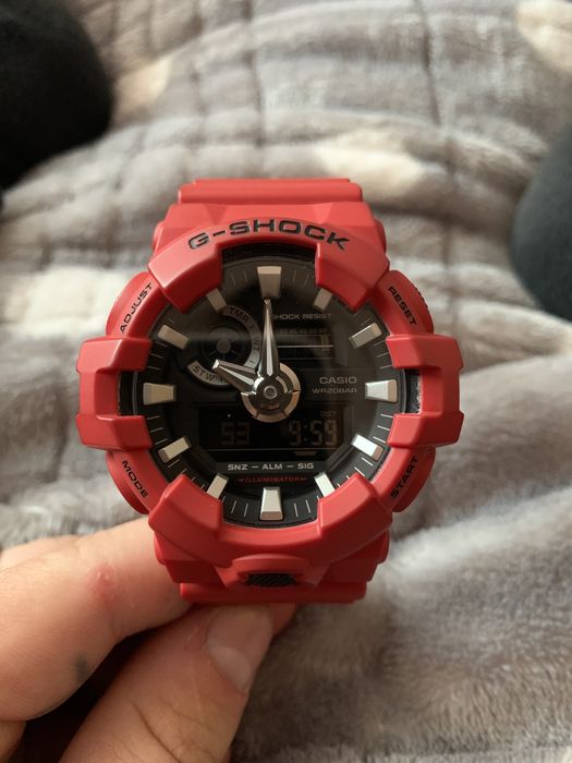G-shok GA-700-1BEAR Red